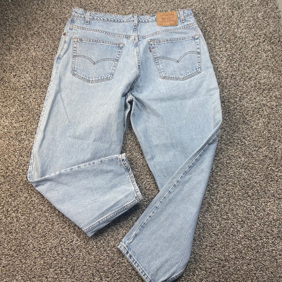 Vintage Levi's 560 Men's 36x29 Jeans Loose Fit Tapered Leg Light Wash Denim 90s - Picture 9 of 12